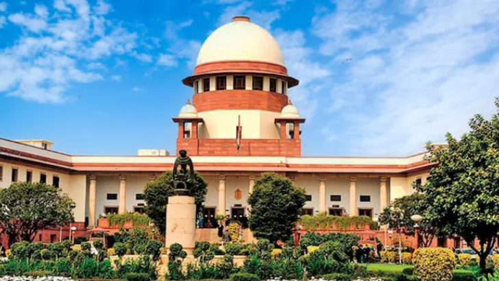 https://salarnews.in/public/uploads/images/newsimages/maannewsimage15092025_150144_SC on Waqf law.png